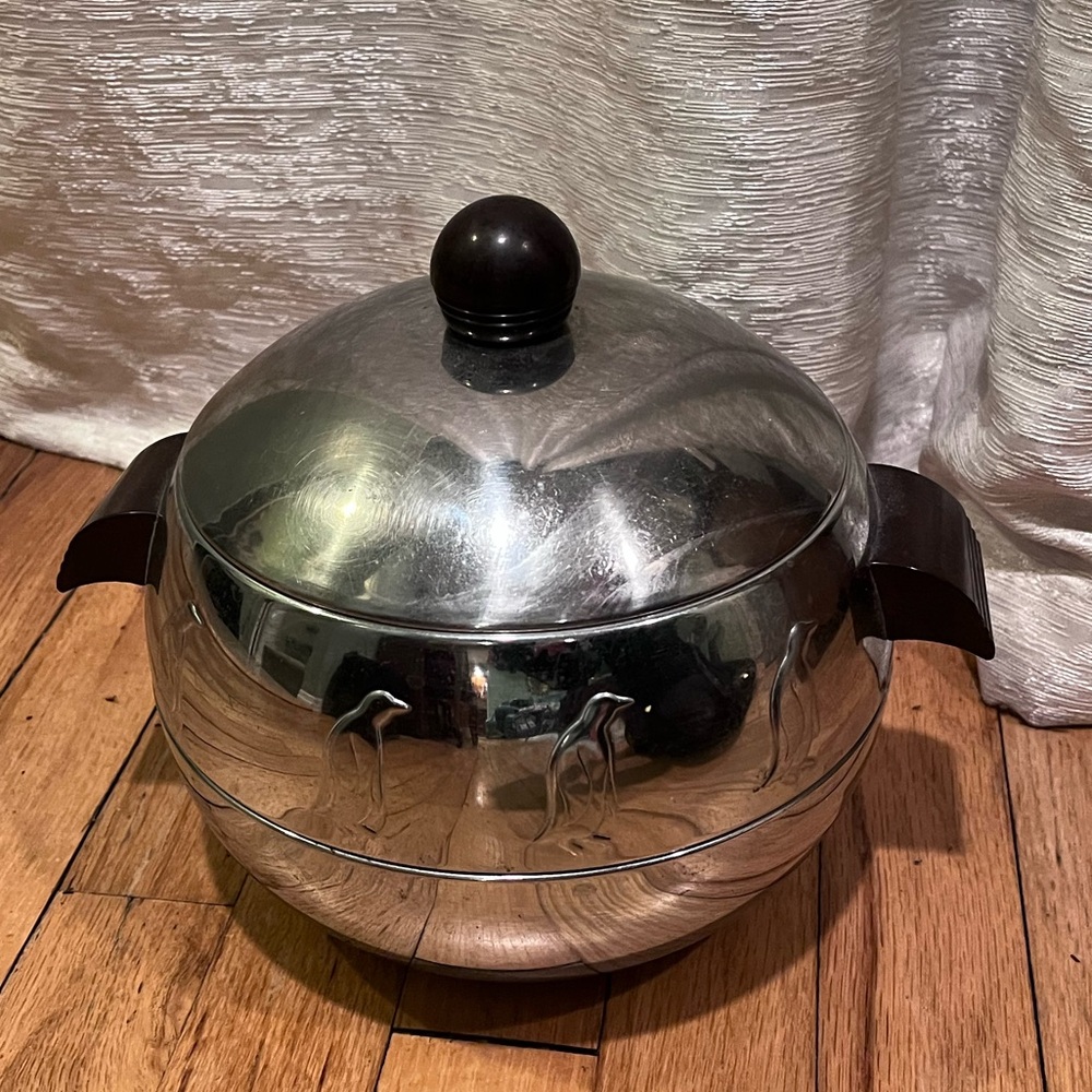 West Bend Penguin Ice Bucket MCM Insulated hot/cold 1950's Mid Century Vintage